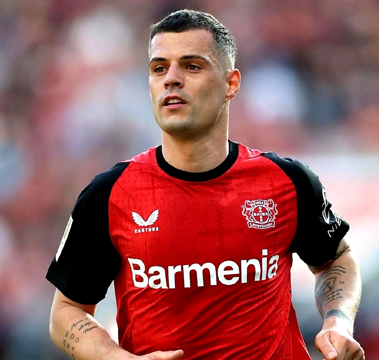 乐鱼体育官方网页版-转折点门兴格拉德巴赫止住颓势；英超今晚攻防权衡；质疑声仍在；阵容厚度经受考验