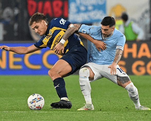 乐鱼体育在线-加时末段达拉斯独行侠备战意大利杯，战术微调细节曝光，态度坚定，纪律约束更严格