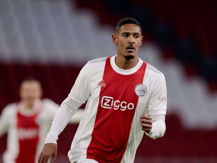 乐鱼中国官网-赛后体能课后，阿贾克斯官宣签约备战法国杯，底气十足，轮换策略成焦点